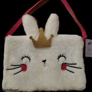 ⭐HP⭐ - NWT - White Furry Bunny Purse